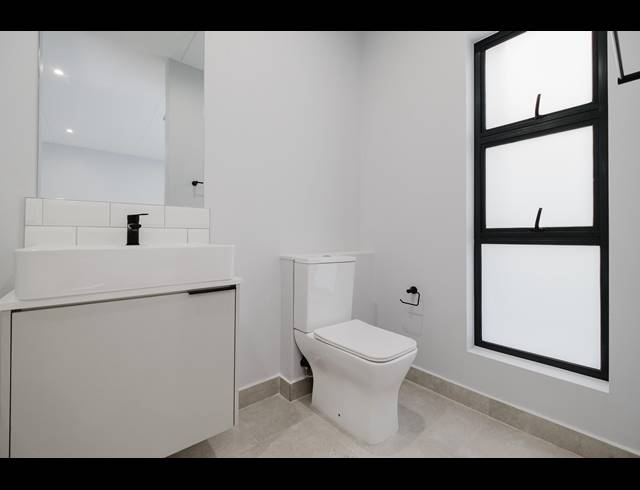 2 BEDROOM APARTMENT FOR SALE IN EDENBURG